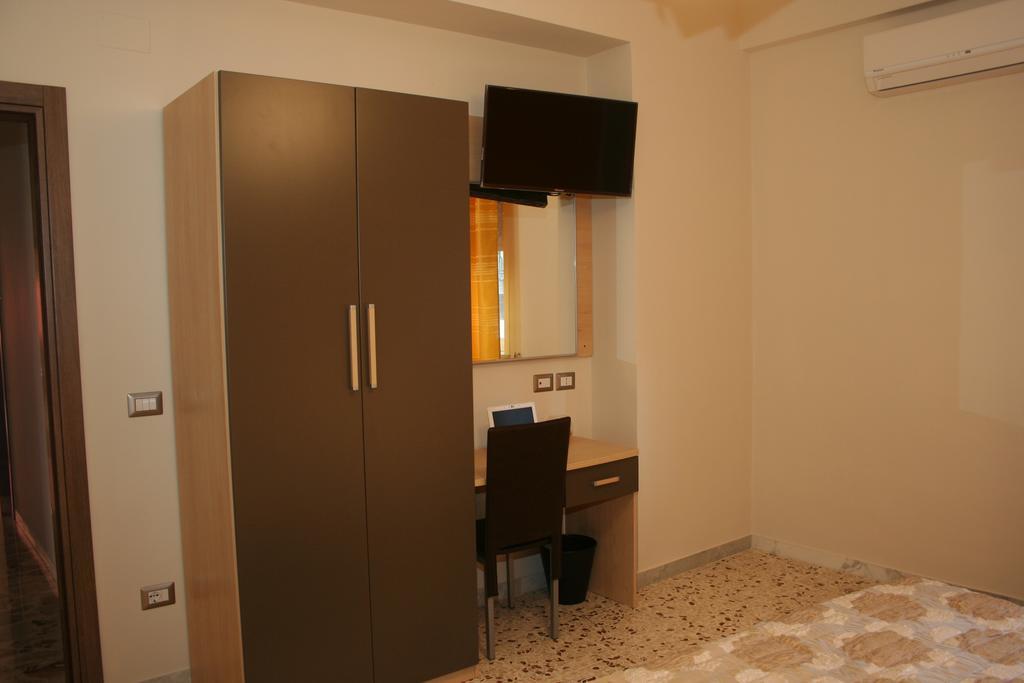 Gallery B&B Milazzo Bagian luar foto