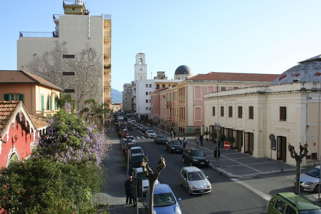 Gallery B&B Milazzo Bagian luar foto